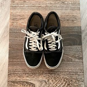 *VANS*